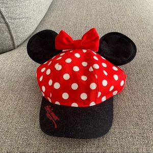 Disney World Minnie Ear Dot Baseball Hat Youth Red Black Signature